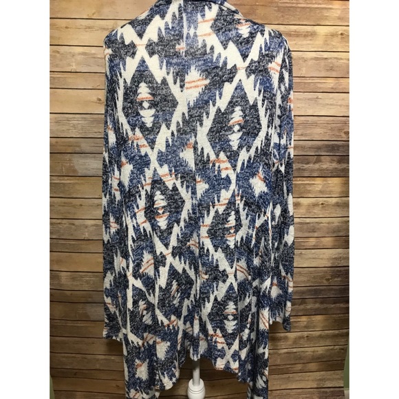 Aztec Print Duster - Picture 4 of 5
